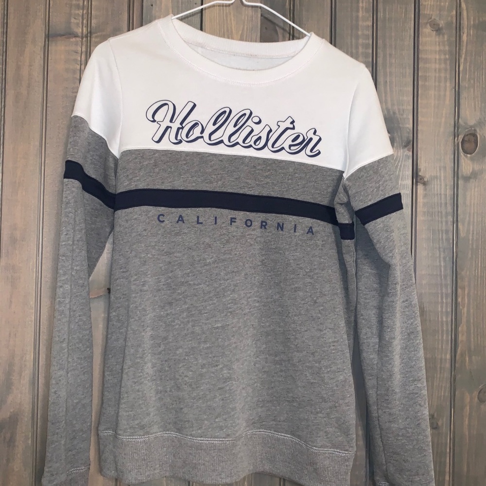 Hollister sweatshirt